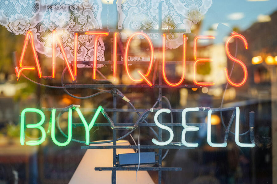AntiqueHunters.ca AntiqueHunters.ca