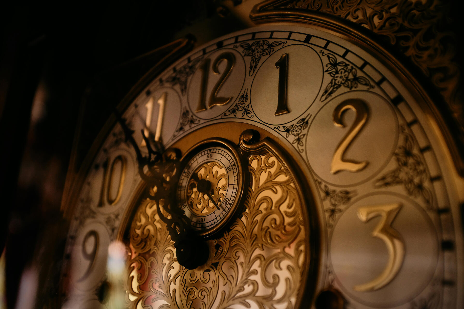 AntiqueHunters.ca